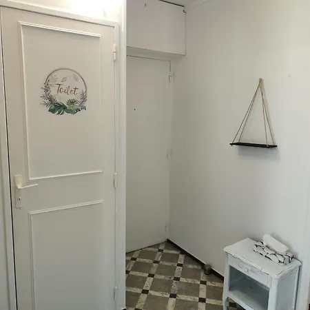 Labulle, Bright & Spacious Cozy Retreat Near Paris * Valenton